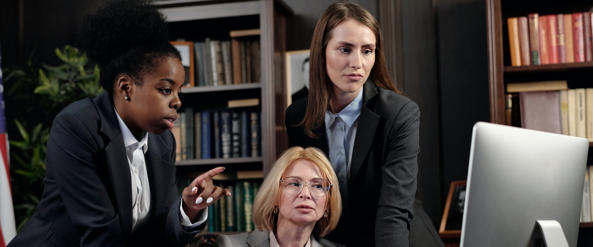 Why Hiring A Drug Crime Lawyer In Orange County Knowledgeable In Fraud Crimes And Laws Is Essential